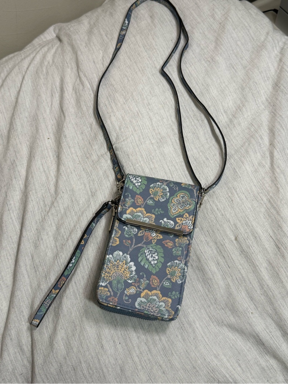 Floral Crossbody Phone Bag in Blue Multi - Picture 2 of 6